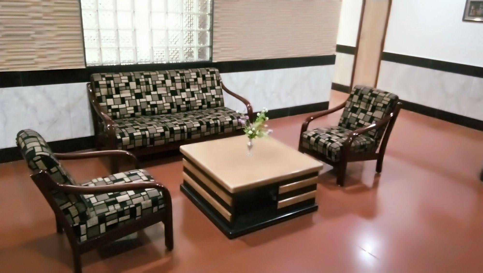 Hotel Arch Manor Deluxe Bhopal Buitenkant foto