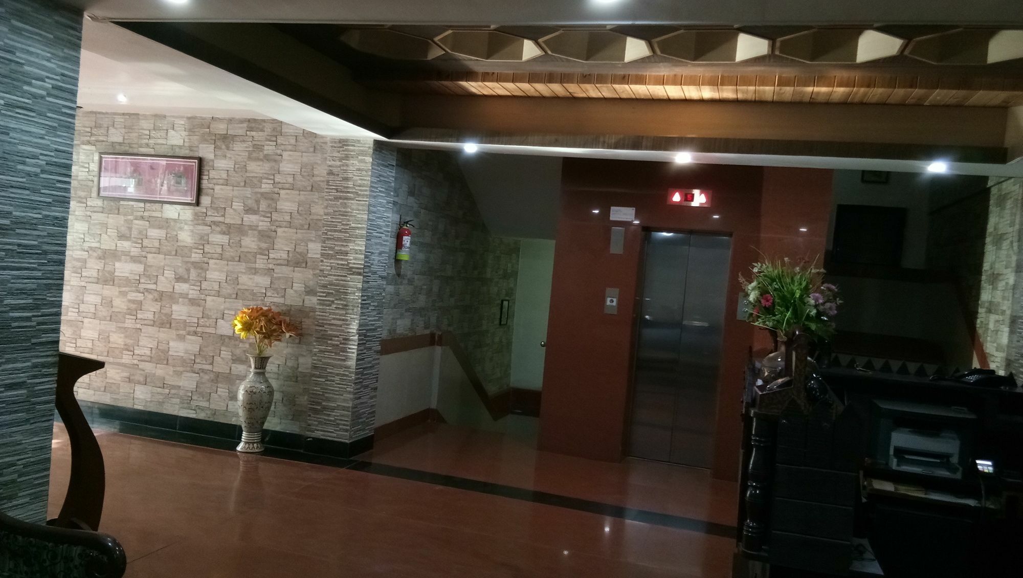 Hotel Arch Manor Deluxe Bhopal Buitenkant foto